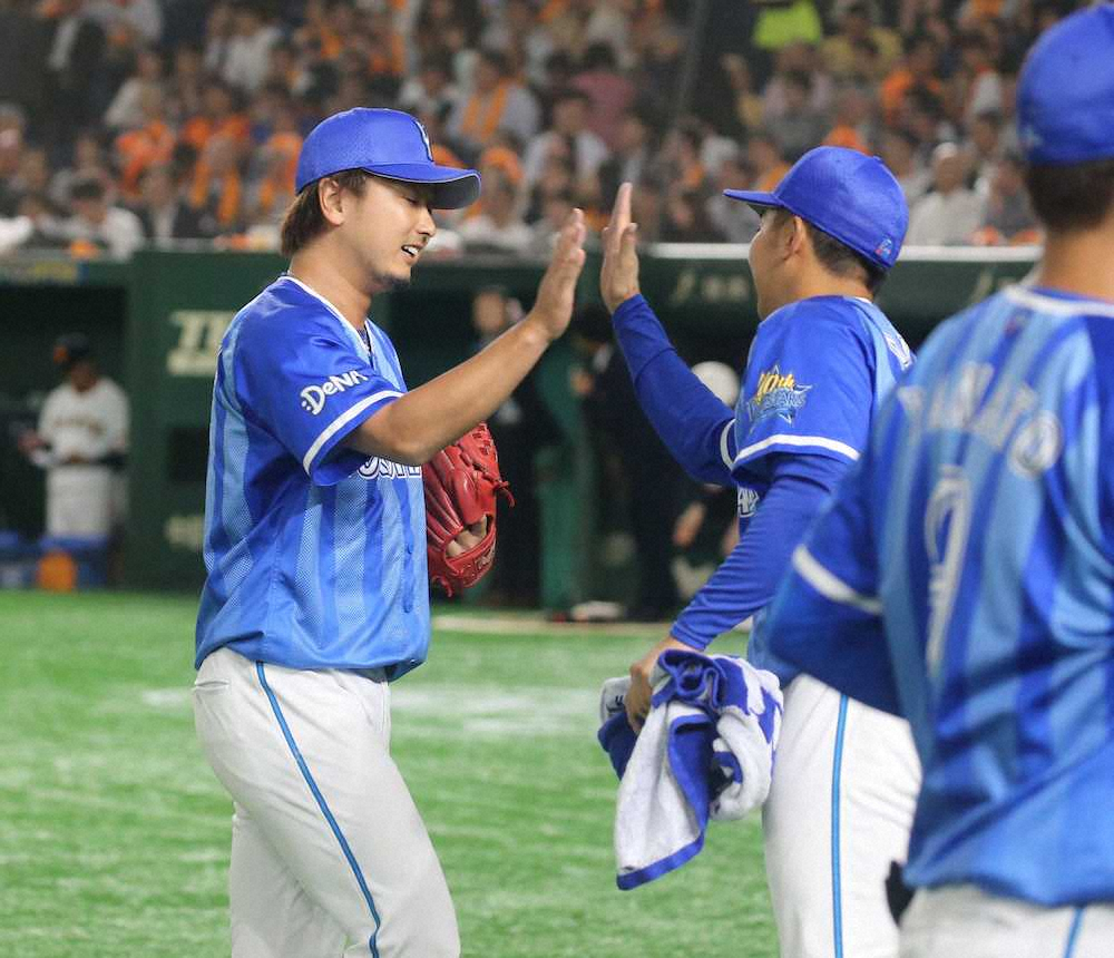 【画像・写真】DeNA　盤石の投手リレーで逃げ切り勝ち　ラミレス監督「素晴らしい仕事だった」