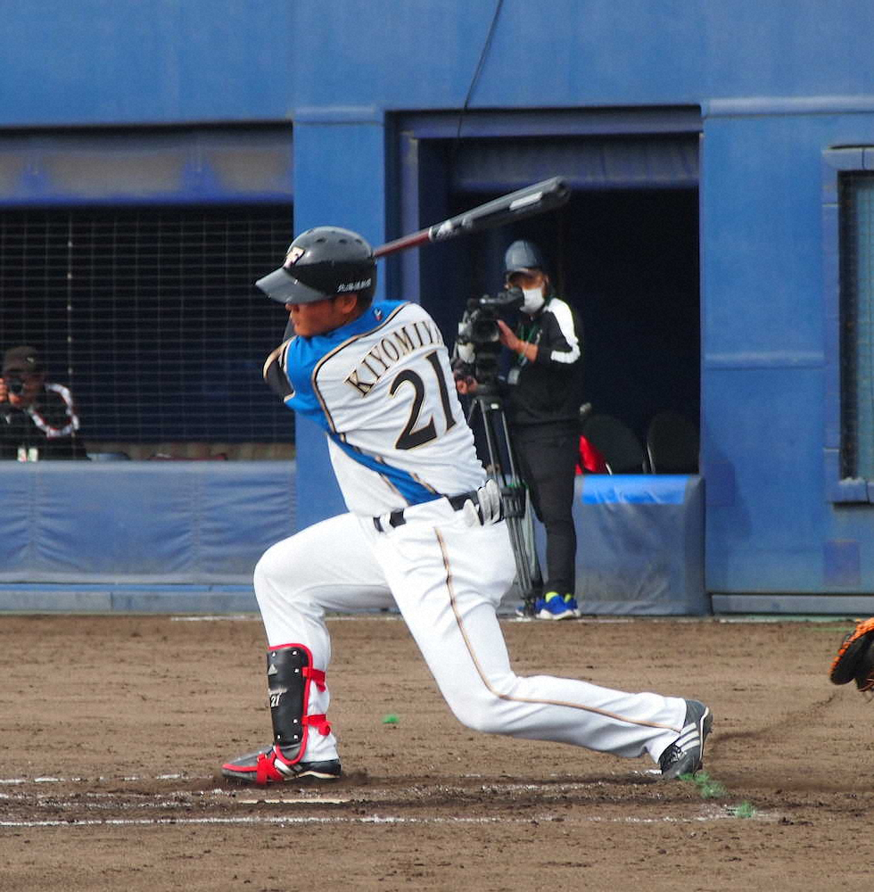 【画像・写真】日本ハム・清宮　24日にも昇格　吉村浩GM「体の状態は問題ない」