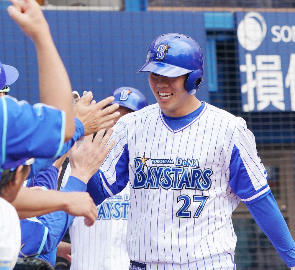 【画像・写真】DeNA・上茶谷　自ら先制打！大学時代のライバル・清水からプロ初打点