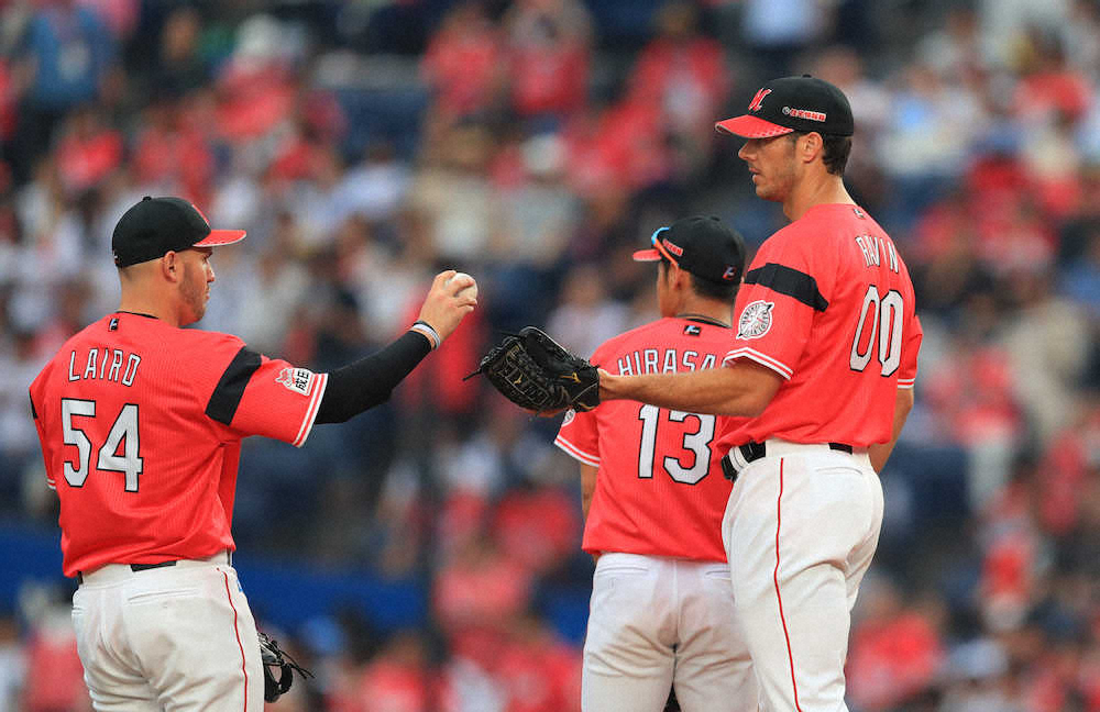 【画像・写真】ロッテ・レイビン　来日初登板で9回零封締め「アドレナリンが強すぎて…」