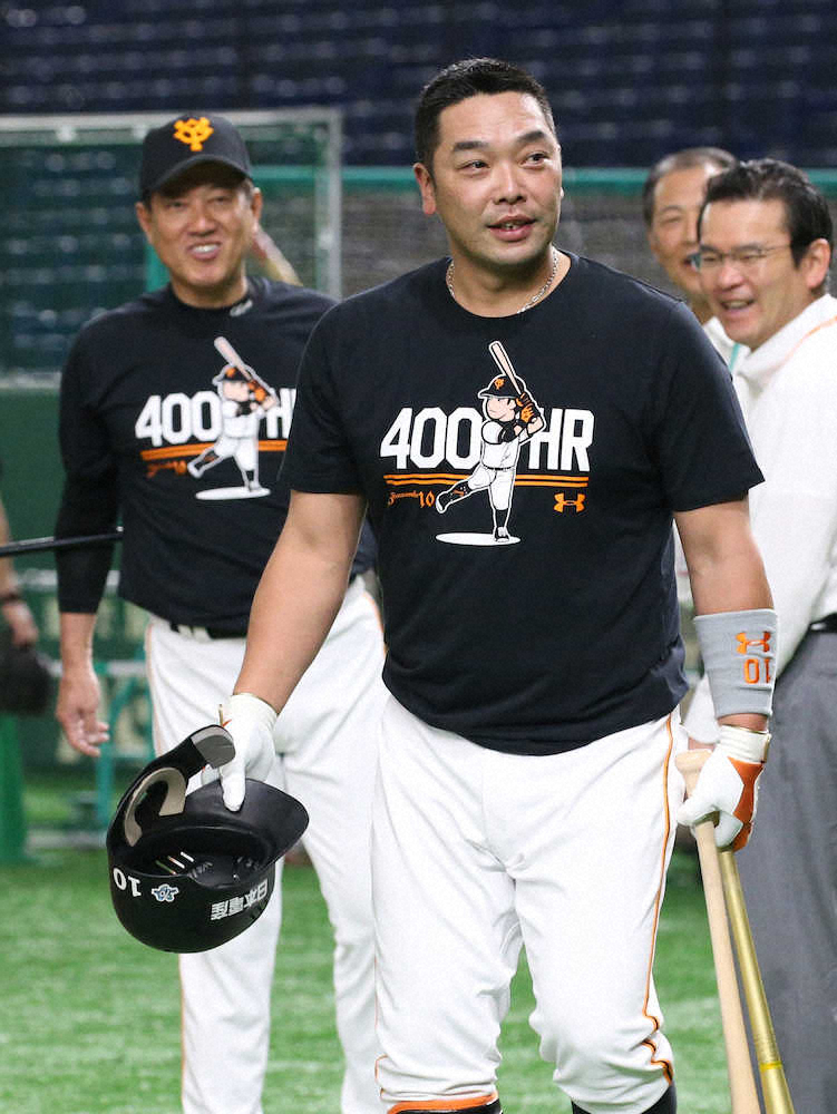 【画像・写真】巨人、阿部400号Tシャツで一体感　全選手＆スタッフが着用
