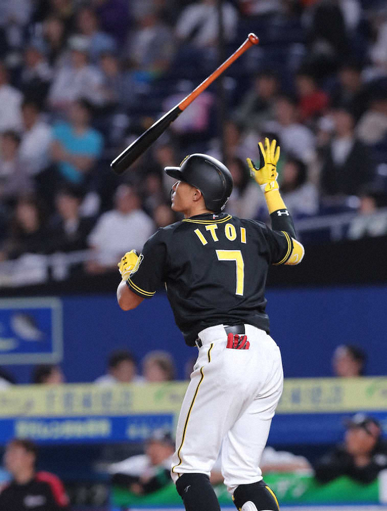 【画像・写真】阪神・糸井、特大4号　原口復帰に感動「本当にすごいこと」