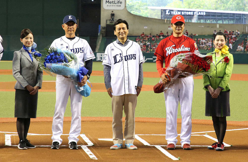 【画像・写真】辻、緒方監督の出身地「佐賀さいこう！ナイター」開催　山口知事がノーバン始球式