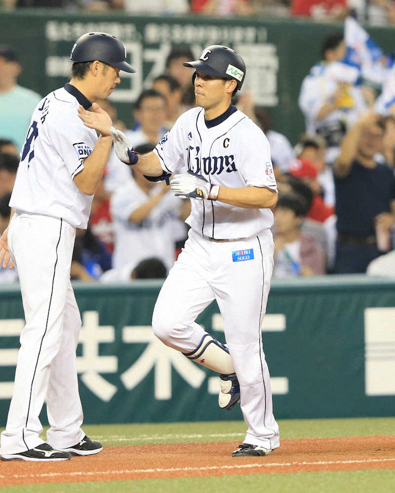 【画像・写真】西武・秋山18本目の先頭弾「塁に出るという気持ちで」