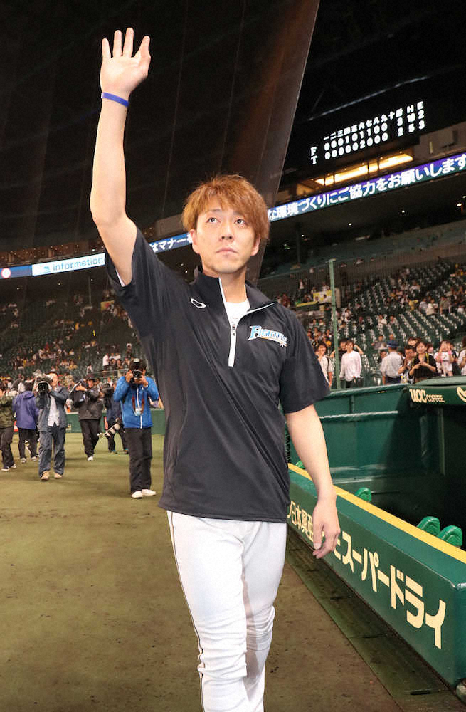 【画像・写真】日本ハム・宮西、今季20ホールド目！“地元”甲子園登板も苦笑い「家族など全員阪神ファンなので複雑」