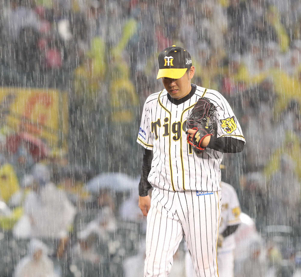 【画像・写真】阪神・西、自責ゼロ負け　3失策の拙守に矢野監督「申し訳ない」