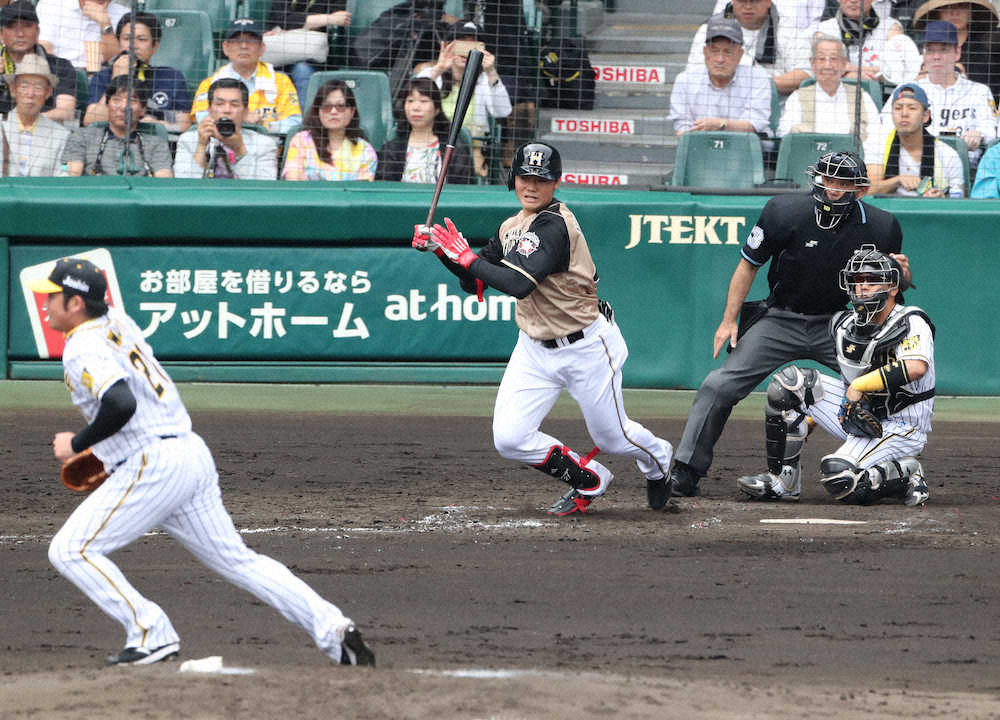 【画像・写真】日本ハム・清宮　甲子園でプロ初適時打　先制点叩き出す「三振だけはしないように…」