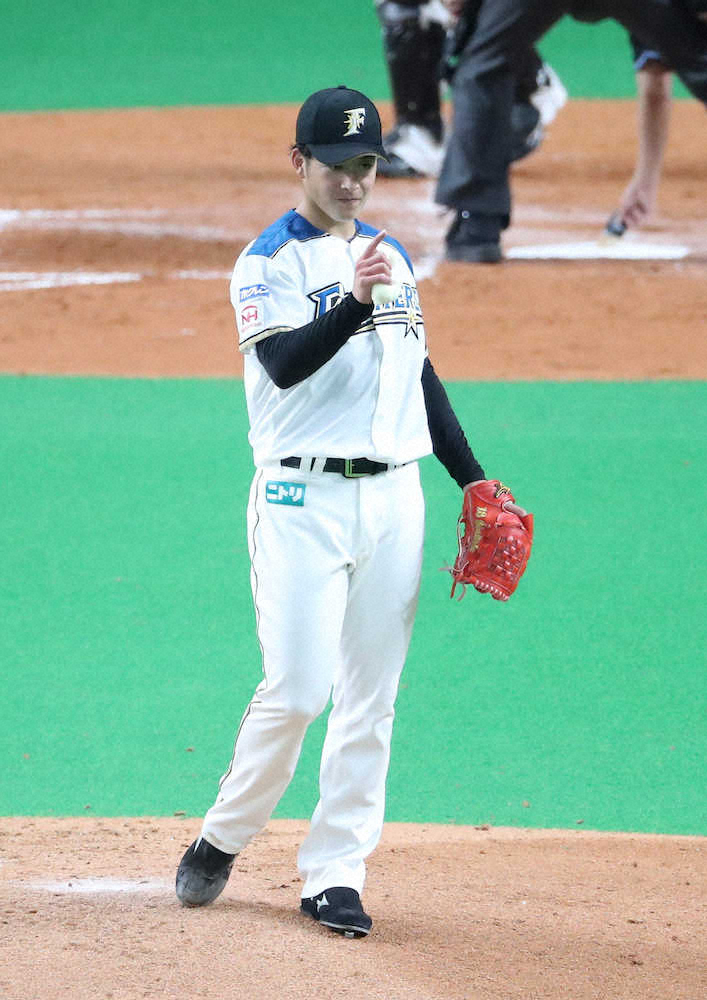 【画像・写真】日本ハム吉田輝星がプロデビュー！広島相手に5回4安打1失点、勝利投手の権利得て降板