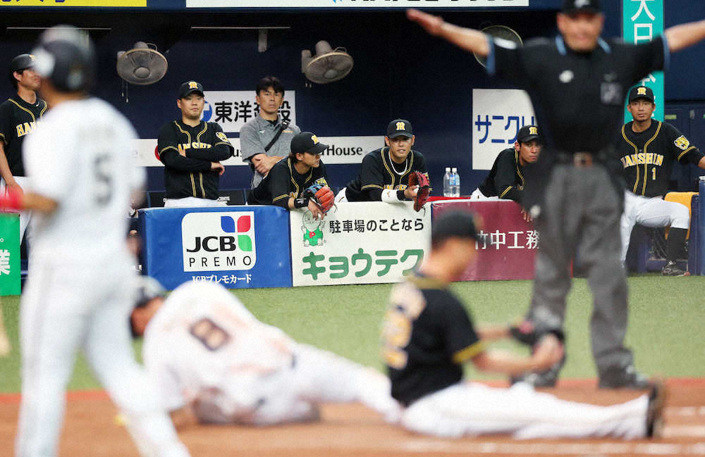 【画像・写真】阪神　8回に悪夢　一挙4失点で逆転される　西の4勝目も消滅