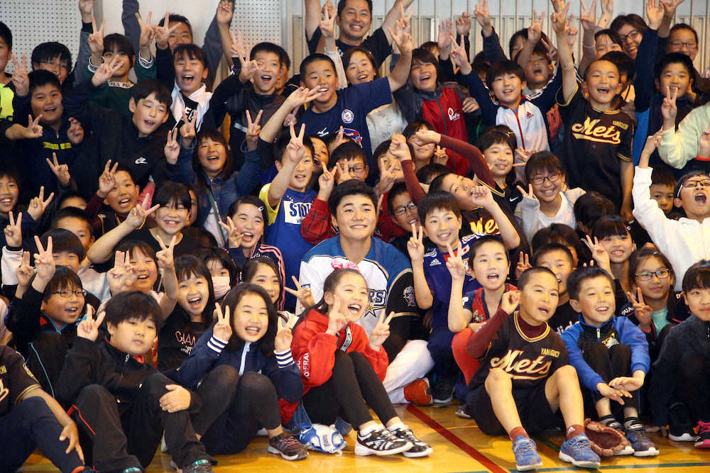 【画像・写真】清宮、小学生と触れ合い「一生忘れられない思い出」DeNA3連戦で先発復帰も
