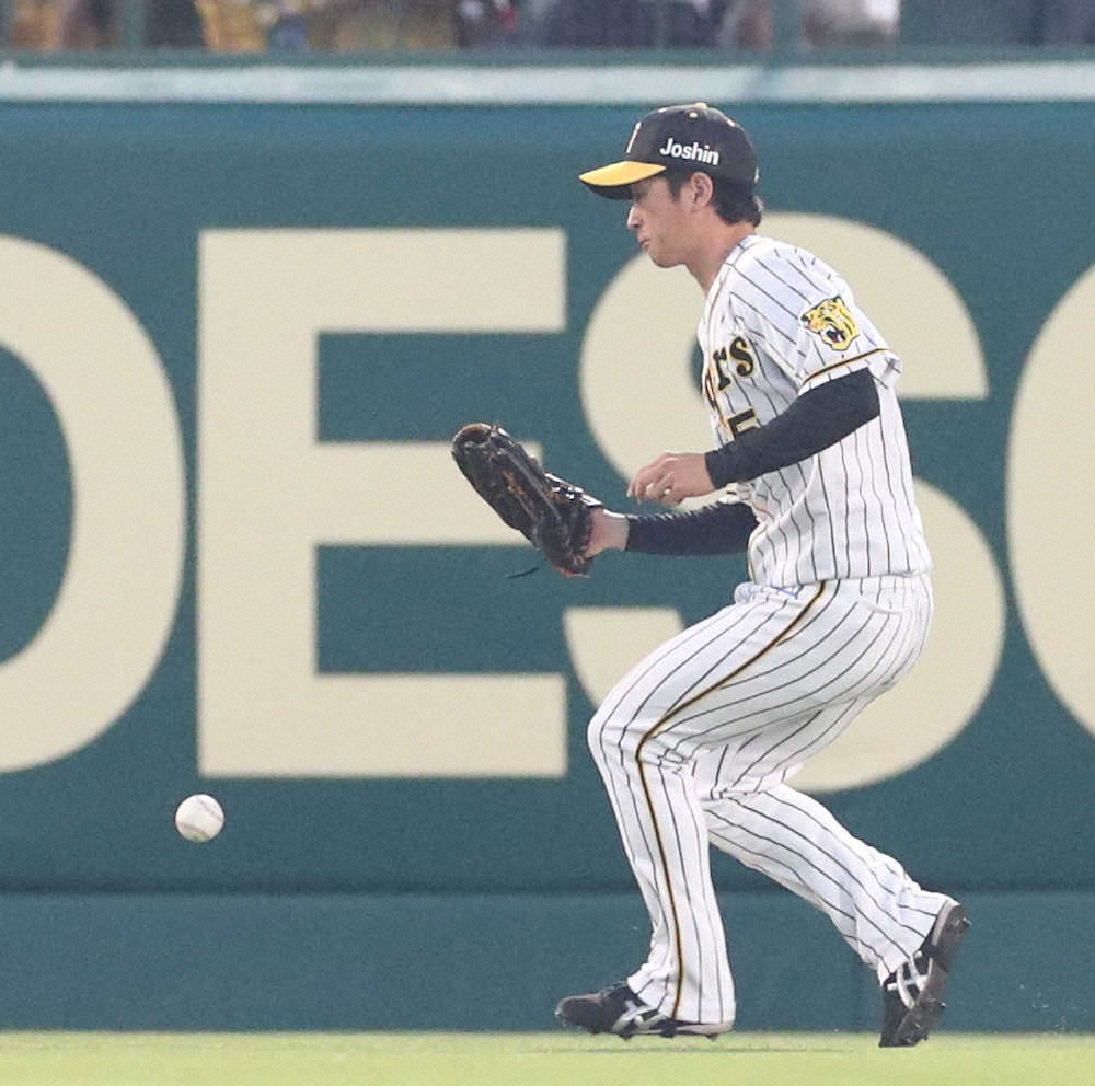 【画像・写真】阪神　また守備に乱れ　まさかの連続失策から同点に追い付かれる