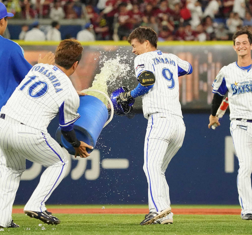 【画像・写真】DeNA大和またサヨナラ打　3日で2度目「ビックリです」