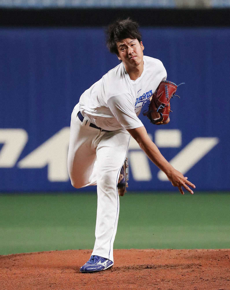 【画像・写真】中日・梅津1軍練習で40球　初の本拠マウンドに笑顔「投げやすかった」