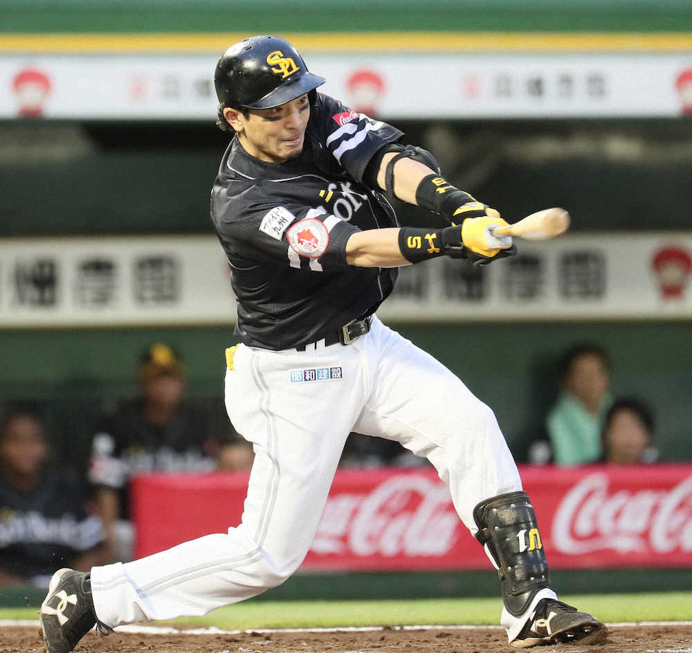 【画像・写真】ソフトB、4回に一挙4点挙げ逆転！オリ先発・山本の対ソフトB戦連続無失点は27回でストップ