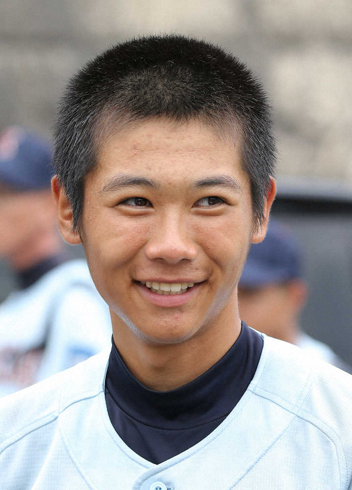 【画像・写真】【福岡】元ダイエー、阪神・城島氏の長男、2安打1打点　近大福岡がコールド勝ち