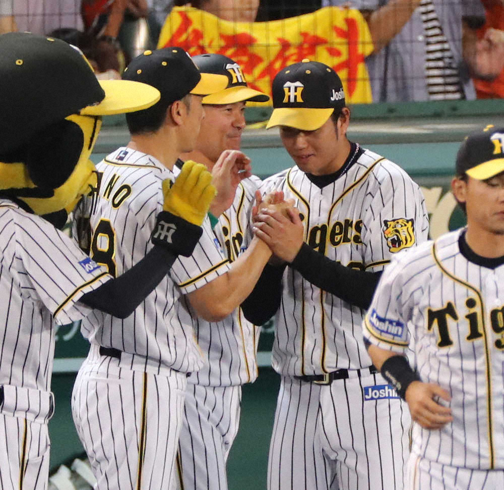 【画像・写真】阪神・矢野監督　バント失敗の大山に「よく取り返した」