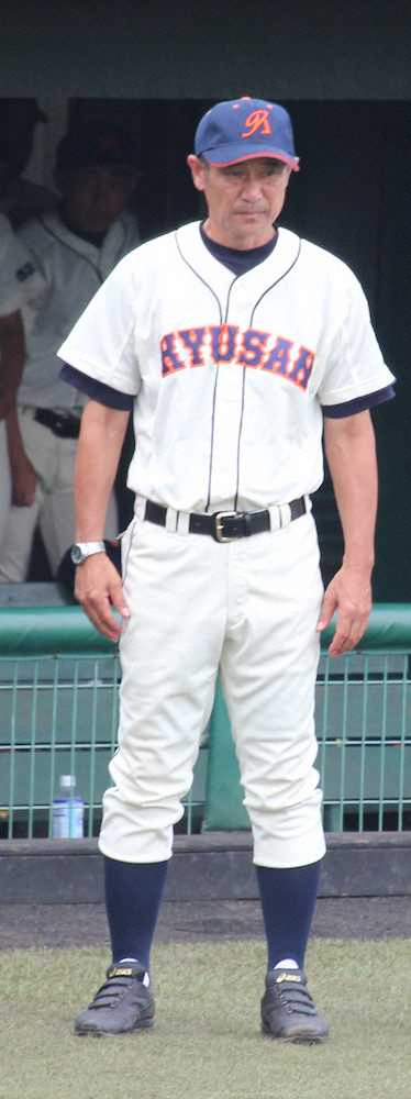 【画像・写真】【福岡】サヨナラ好機生かせず　元阪神、西武で活躍した九州産・吉竹監督の初陣は延長負け