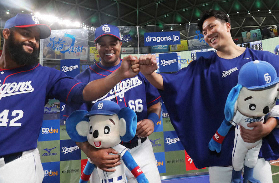 【画像・写真】中日・大野雄、粘投6勝目で2位阪神に1差「ヒゲに感謝ですね」