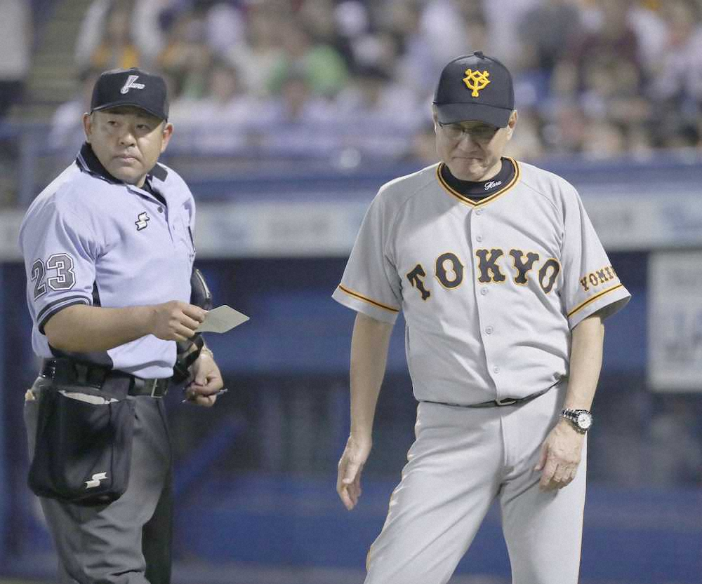 【画像・写真】ヤクルト青木、勝ち越し3ラン！バレもソロ　巨人は早めの継投が裏目に…