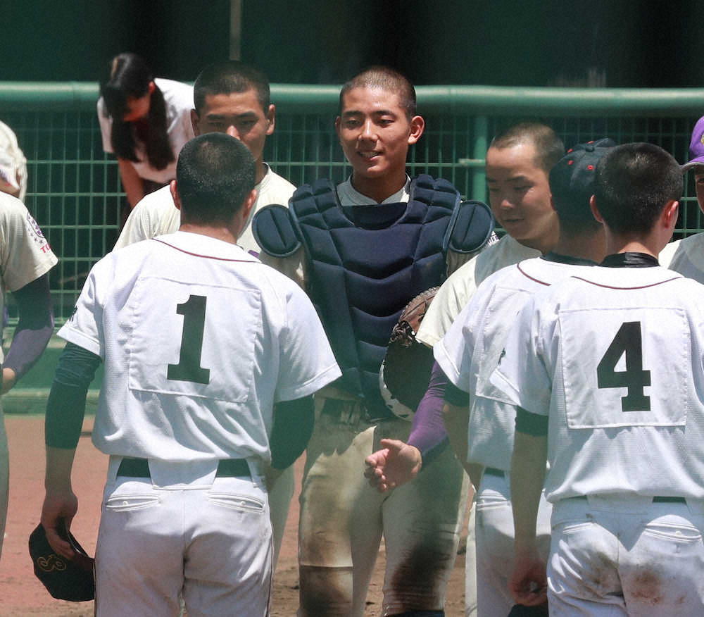 【画像・写真】【東東京】堀越が15得点、3戦連続コールド勝ち　渡辺4安打3打点「思い切り振った」