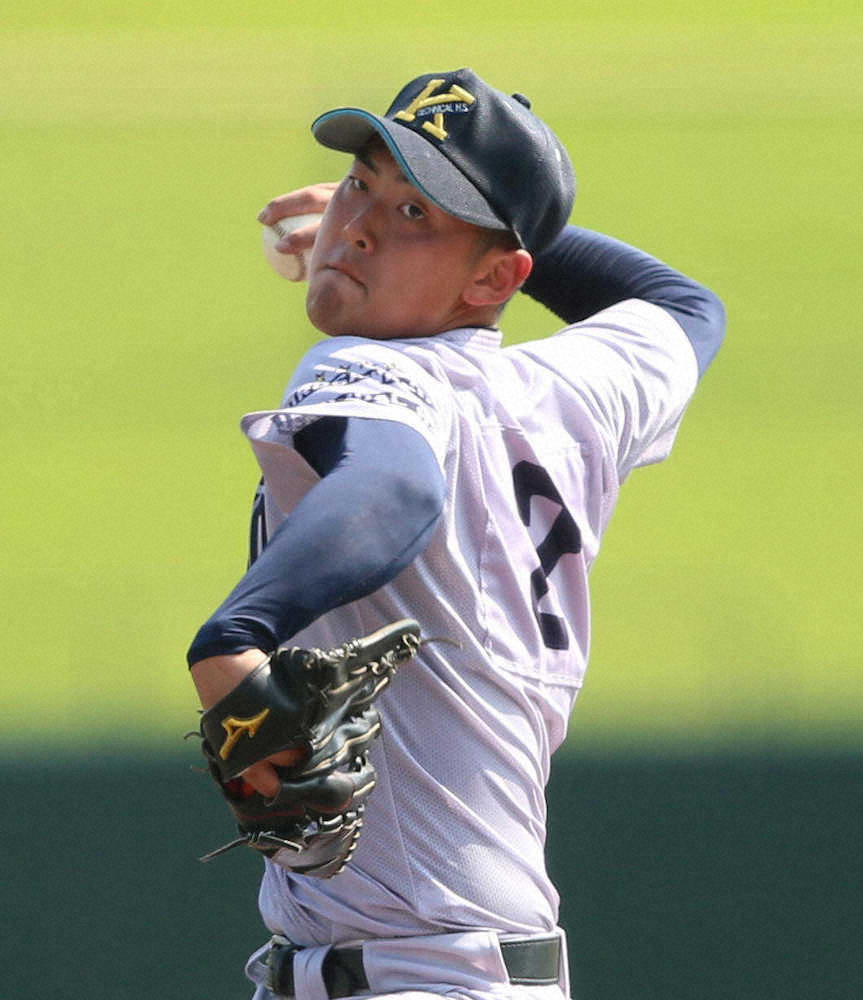 【画像・写真】【岩手】プロ注目の捕手、黒沢尻工・石塚が7回3失点で8強貢献　先頭弾浴び「全然ダメ」