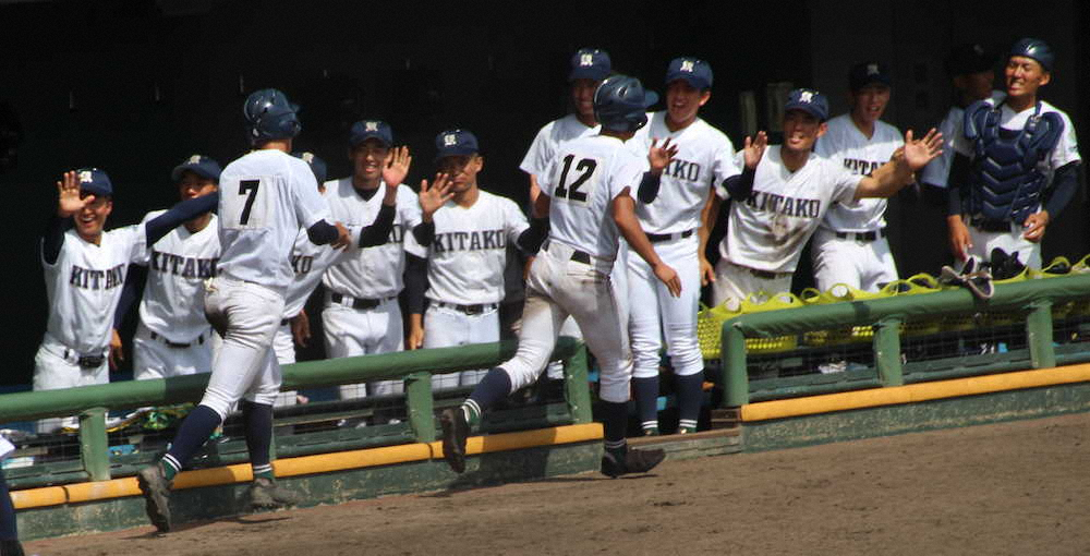【画像・写真】【佐賀】がばい旋風再び！佐賀北決勝へ　07年Vエース・久保監督「よく打った」