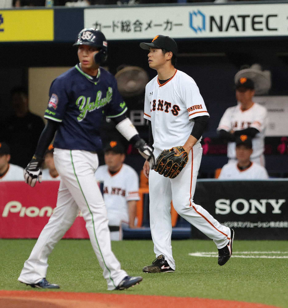 【画像・写真】巨人・古川、ホロ苦新天地デビュー　初回4失点で降板　移籍後初マウンド飾れず