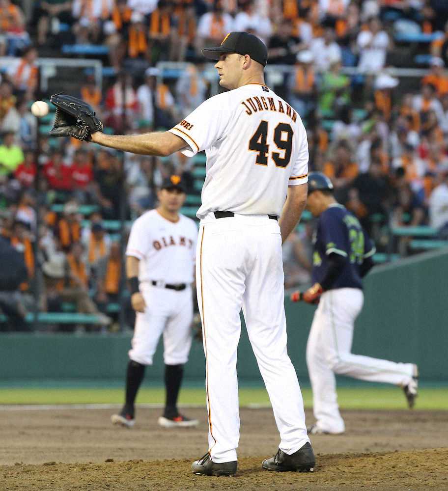 【画像・写真】巨人ヤングマンまたも制球難で自滅　4連続四球に原監督も苦笑い　2回途中5失点KO