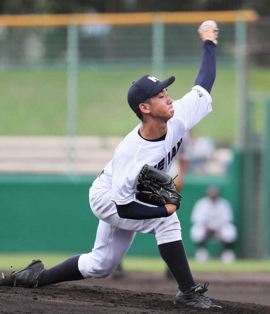 【画像・写真】【京都】龍谷大平安、守備の乱れで自滅　指揮官、まさかの4失策を嘆く