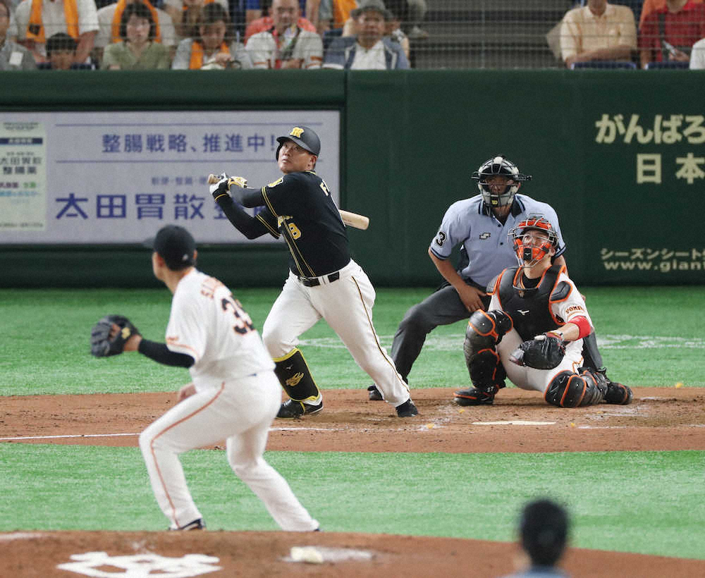 【画像・写真】阪神　福留がプロ通算1000得点　2回にソロ本塁打で決めた