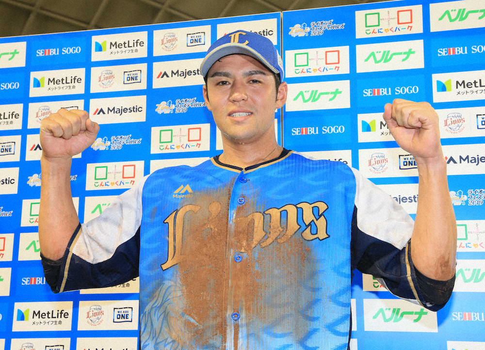 【画像・写真】西武・木村“幸運”のサヨナラ生還に「もうフラフラです」　プロ初の4安打も記録