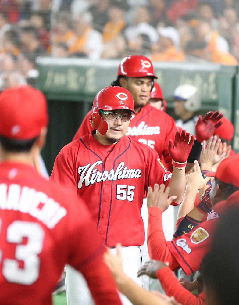 【画像・写真】広島　6点差を2点差まで追い上げるも…球団初シーズン2度目10連勝ならず　最短自力V消滅は1日