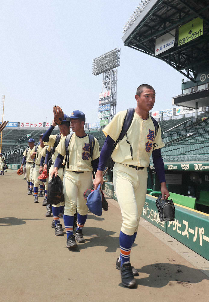 【画像・写真】星稜が甲子園練習　奥川「最後の大会なので野球を楽しむ」林監督「春にいろいろあって…」