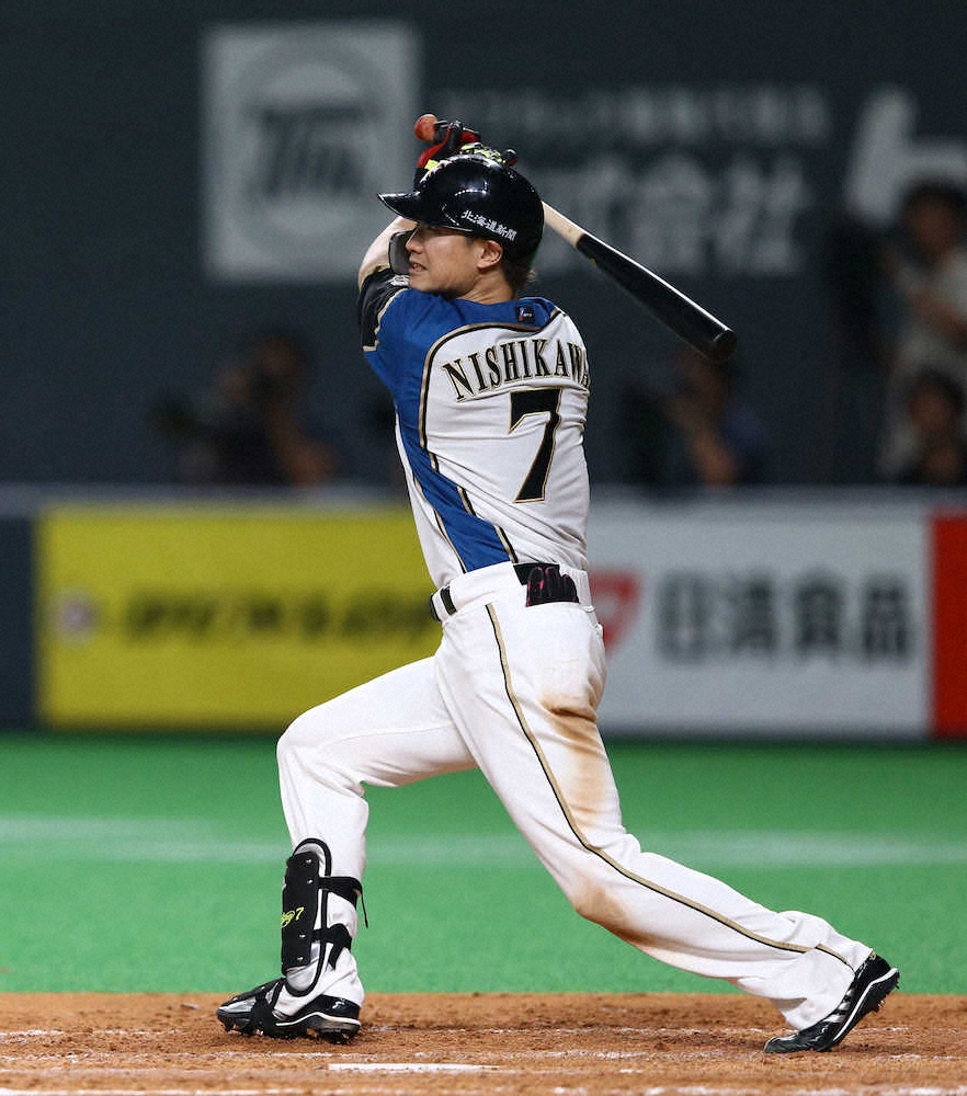 【画像・写真】日本ハム　接戦制し首位に2・5差！　西川が逆転2点適時二塁打