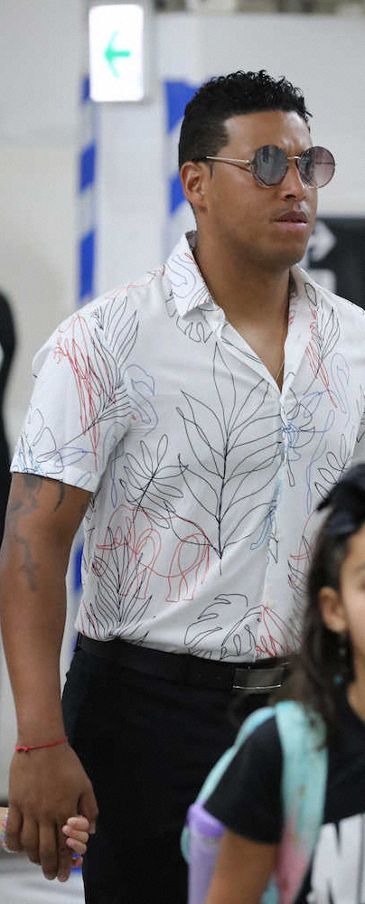 【画像・写真】阪神・ソラーテ「Sexy　time」タオルとTシャツ緊急発売