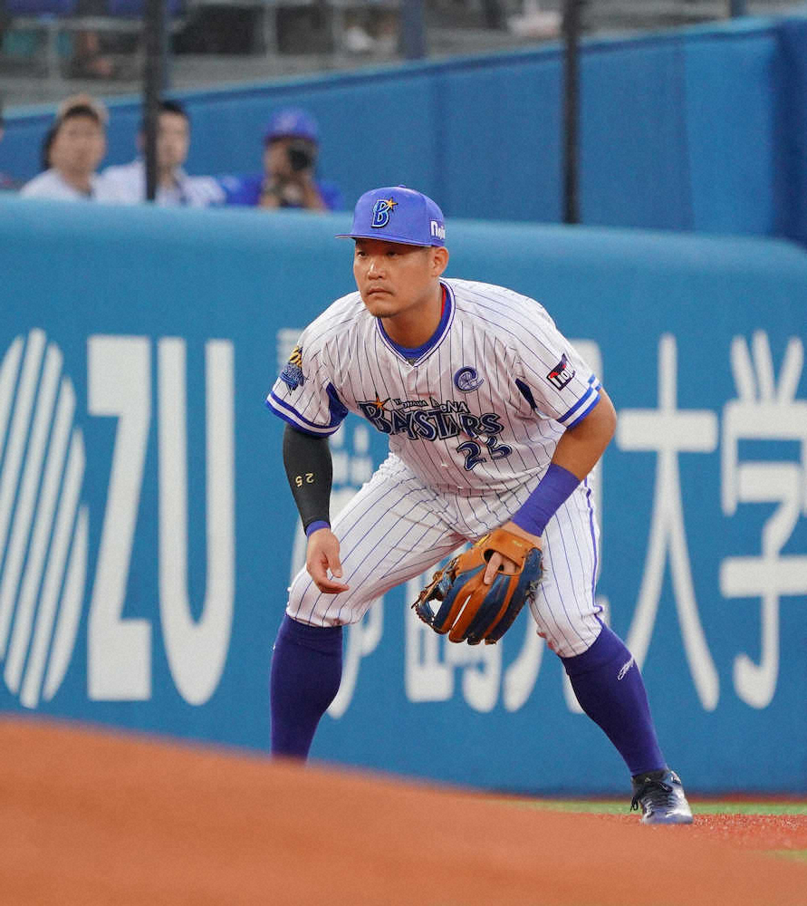 【画像・写真】DeNA・筒香　5年ぶり三塁で出場　宮崎不在で…ラミレス政権では初