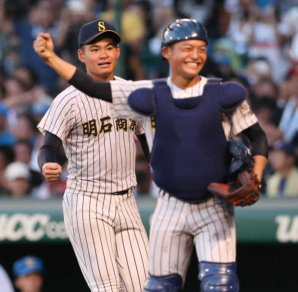【画像・写真】明石商　夏の甲子園初勝利！3番・重宮が決勝打、花咲徳栄5年連続初戦突破ならず