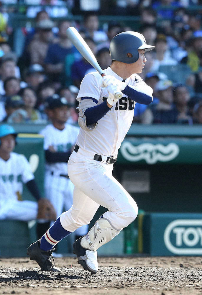 【画像・写真】履正社が12安打7得点で快勝　津田学園の好投手・前を攻略し3回戦進出