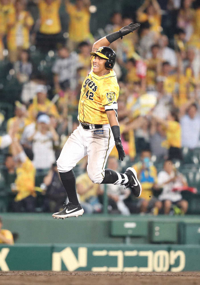 【画像・写真】阪神　ソラーテ、7月度の「サヨナラ賞」受賞に「素直に嬉しく思う」