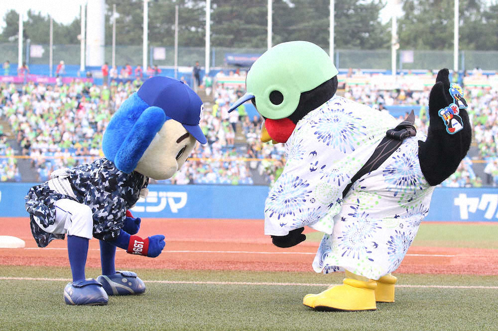 【画像・写真】中日　逃げ切り勝ち　救援5投手が無失点に与田監督「投手が抑えるしかない場面でよく頑張った」