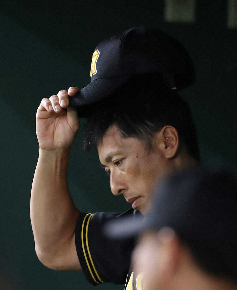 【画像・写真】阪神・矢野監督、拙攻連発に悔しさあらわ「バッターが何とかしたらな」