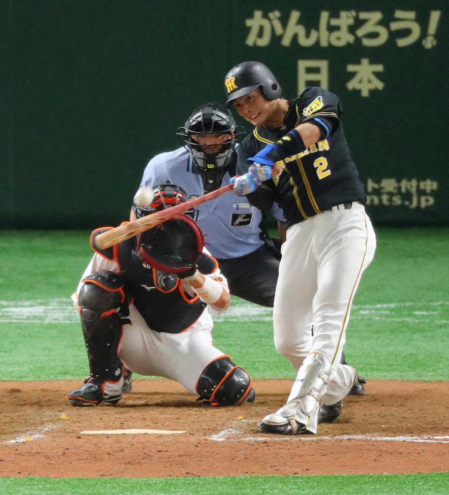 【画像・写真】阪神　8回に北條、福留の連続本塁打で2点返し2点差に