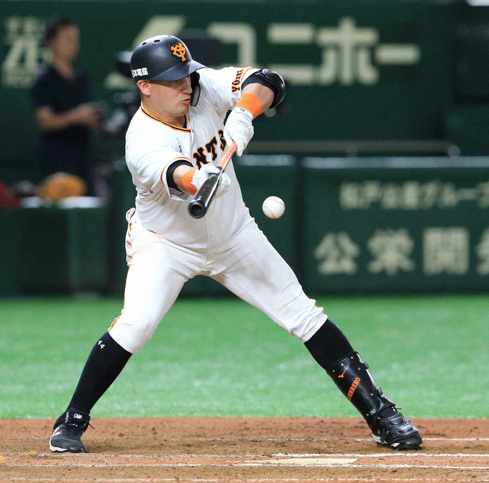 【画像・写真】巨人ゲレーロ来日初犠打「サイン通り、忠実にやることが大事」