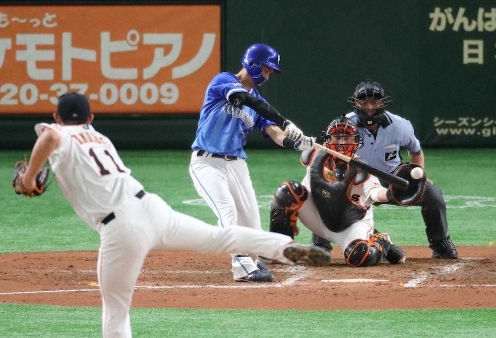 【画像・写真】DeNA・乙坂　3試合ぶり先発起用に応えた先制打「今永が必死にバントでつくったチャンスを…」