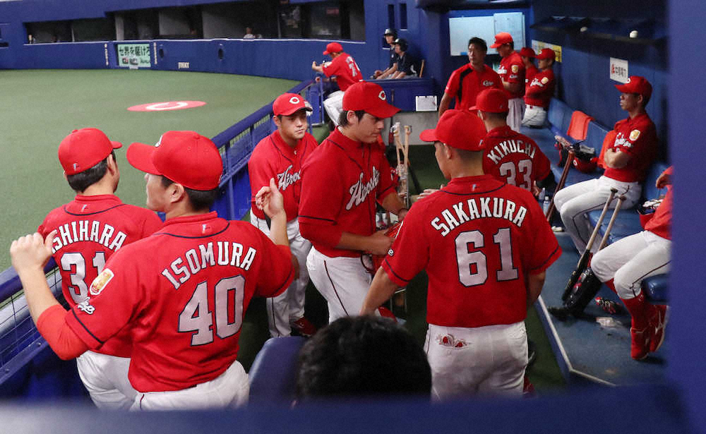 【画像・写真】広島　2位浮上から一夜で3位後退　九里5回途中6失点KO→塹江危険球退場→中崎も打たれる