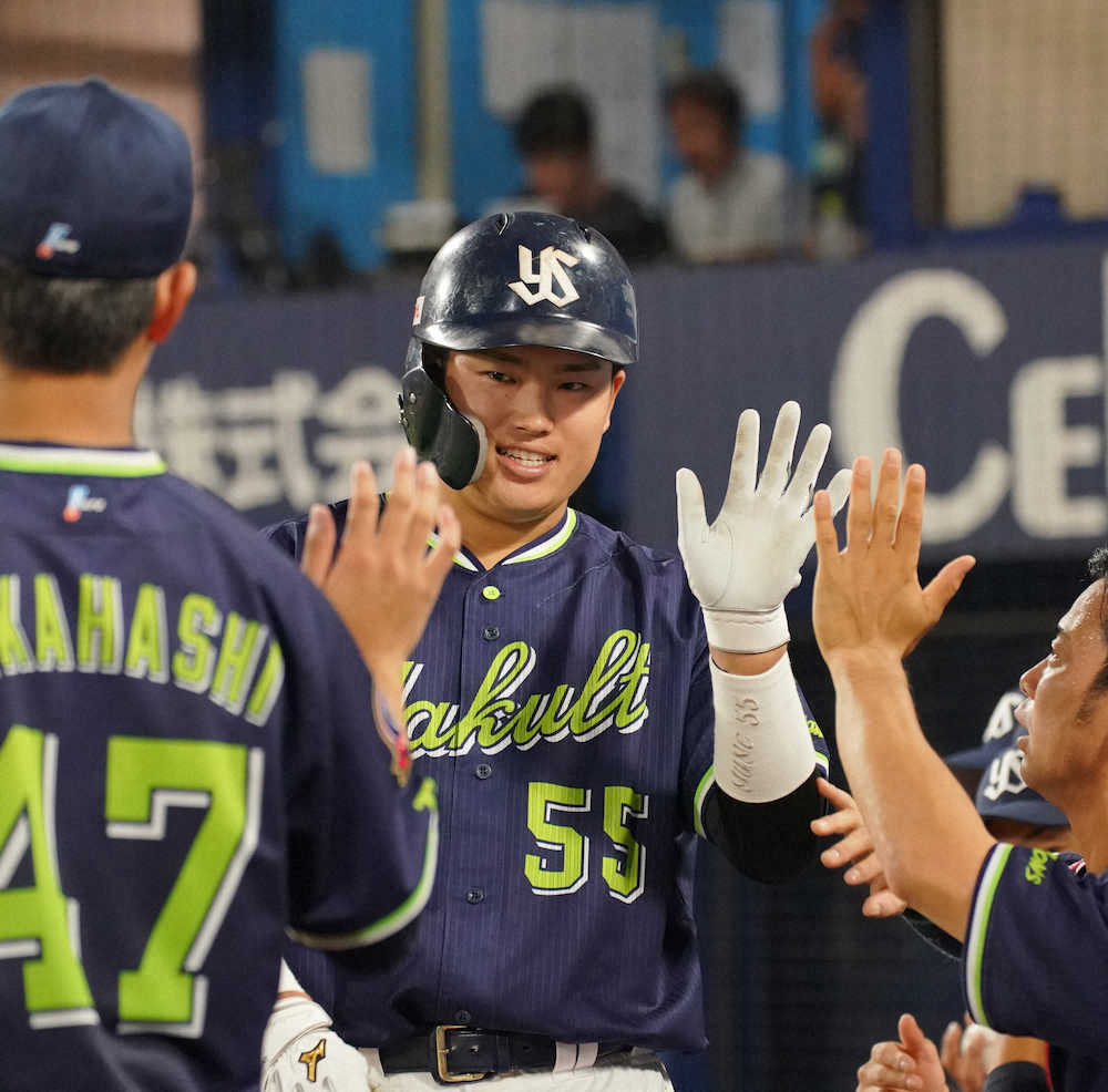 【画像・写真】ヤクルト・村上が今季31号　清原に並ぶ10代最多本塁打　打点は中西に並ぶ高卒2年目以内最多記録