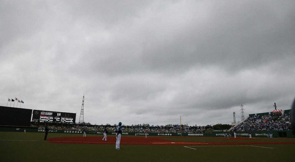 【画像・写真】今世紀初の珍事…釧路での日本ハムVS西武戦が日没コールド　西川サイクル王手も第5打席“幻”に