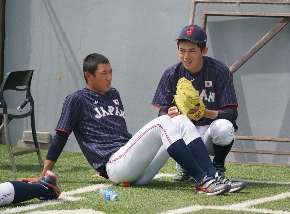 【画像・写真】U18侍・奥川　代打で今大会初出場！　投手強襲内野安打で出塁