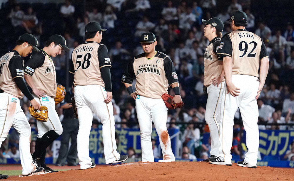 【画像・写真】日本ハム、ミス連発で泥沼8連敗　栗山監督「ミヤに悪いことをした」