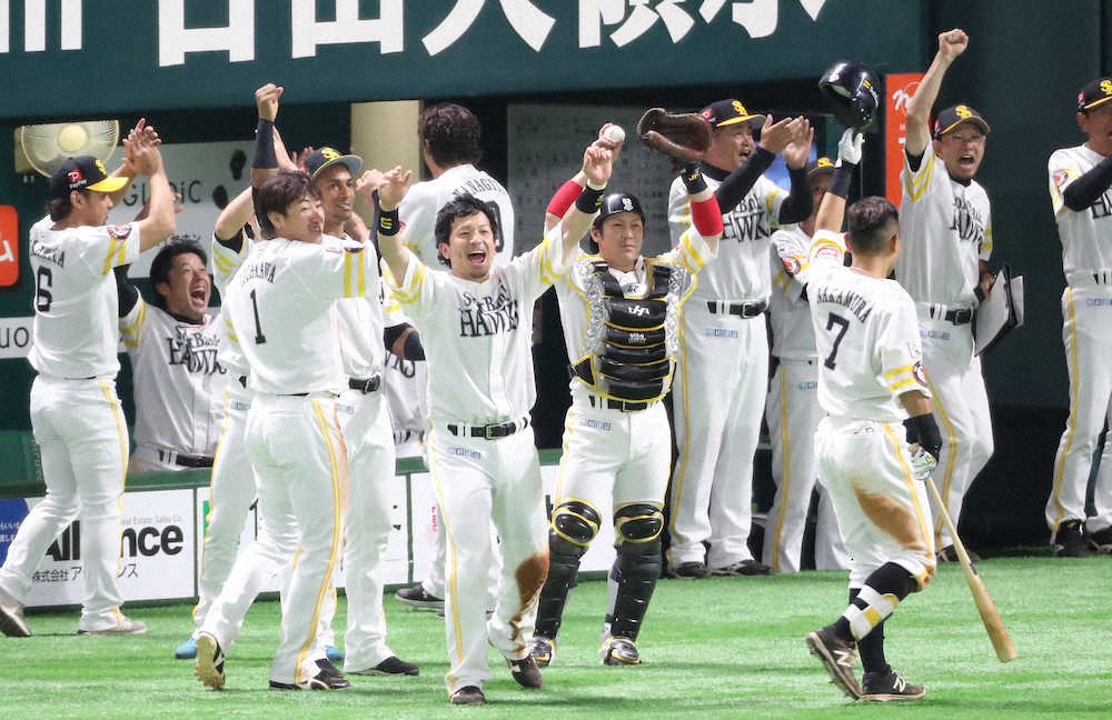 【画像・写真】ソフトバンク　代打・明石勝ち越し二塁打で首位死守、ロッテは3位キープも貯金0